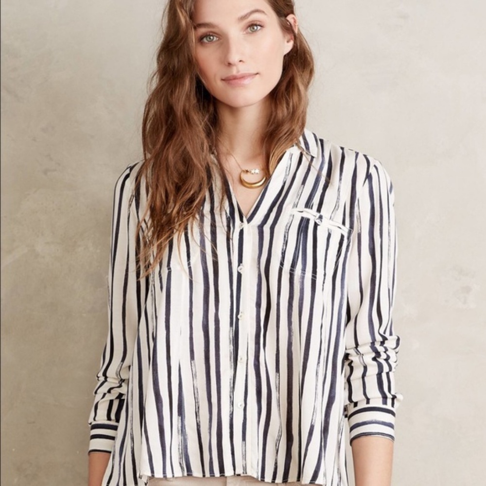 Mauve by Anthroplogie navy white stripe size 4